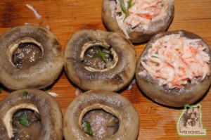 Кулинарный рецепт крабовая соломка с грибами и блины с крабами