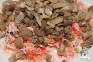 Кулинарный рецепт крабовая соломка с грибами и блины с крабами