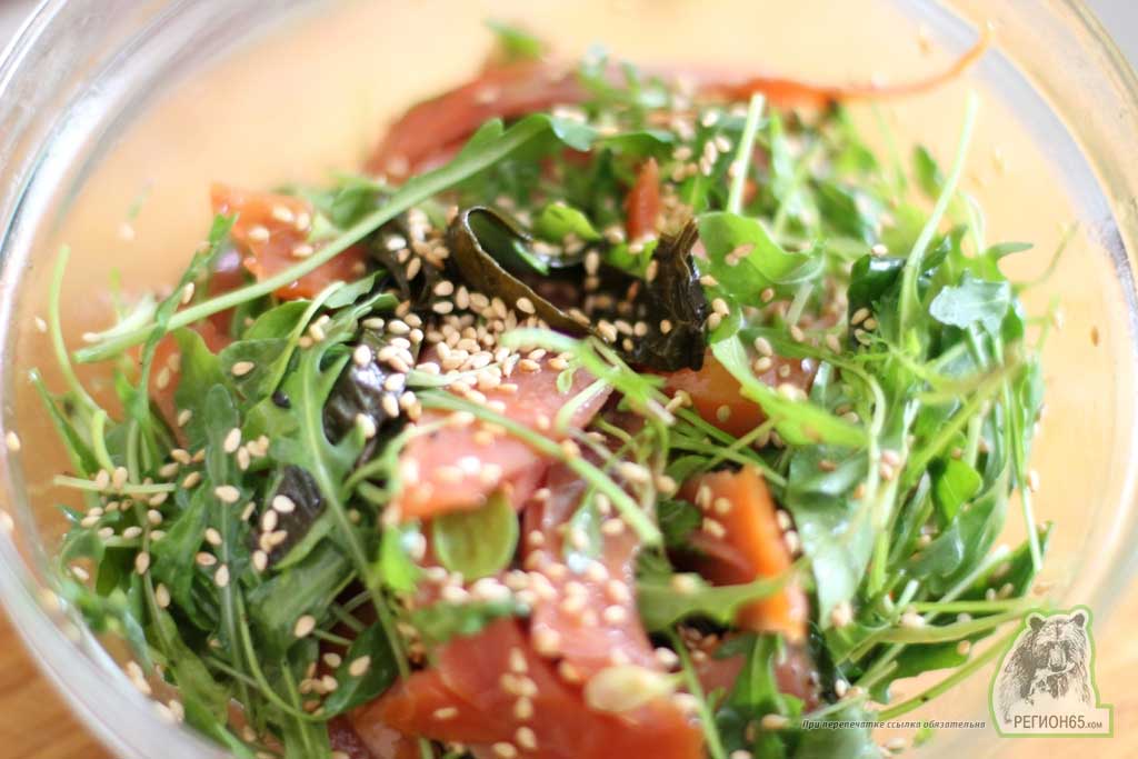 Кулинарный рецепт с фотографиями как быстро вкусно приготовить лосося с кунжутным листом
